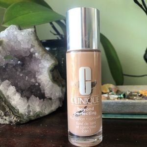 BEYOND PERFECTING Foundation CREAM CHAMOIS